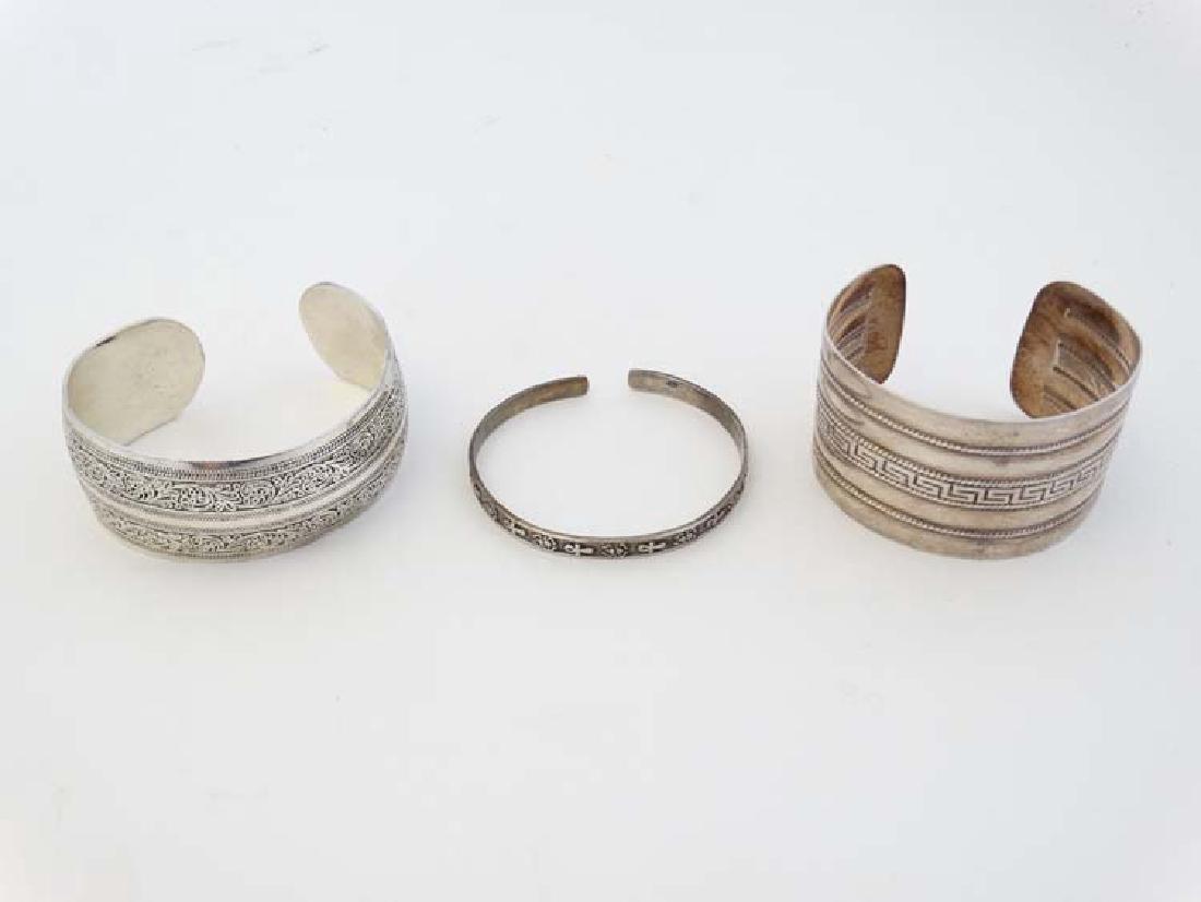 A .950 silver bangle with Greek key decoration (1 of 6)