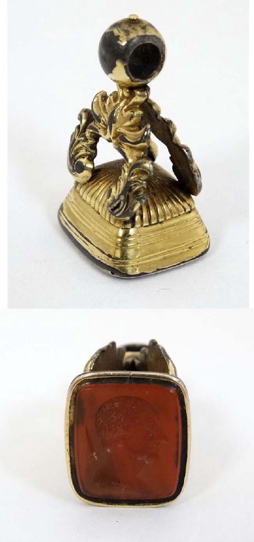 A rolled gold pendant 19 thC Fob seal with engraved (1 of 5)