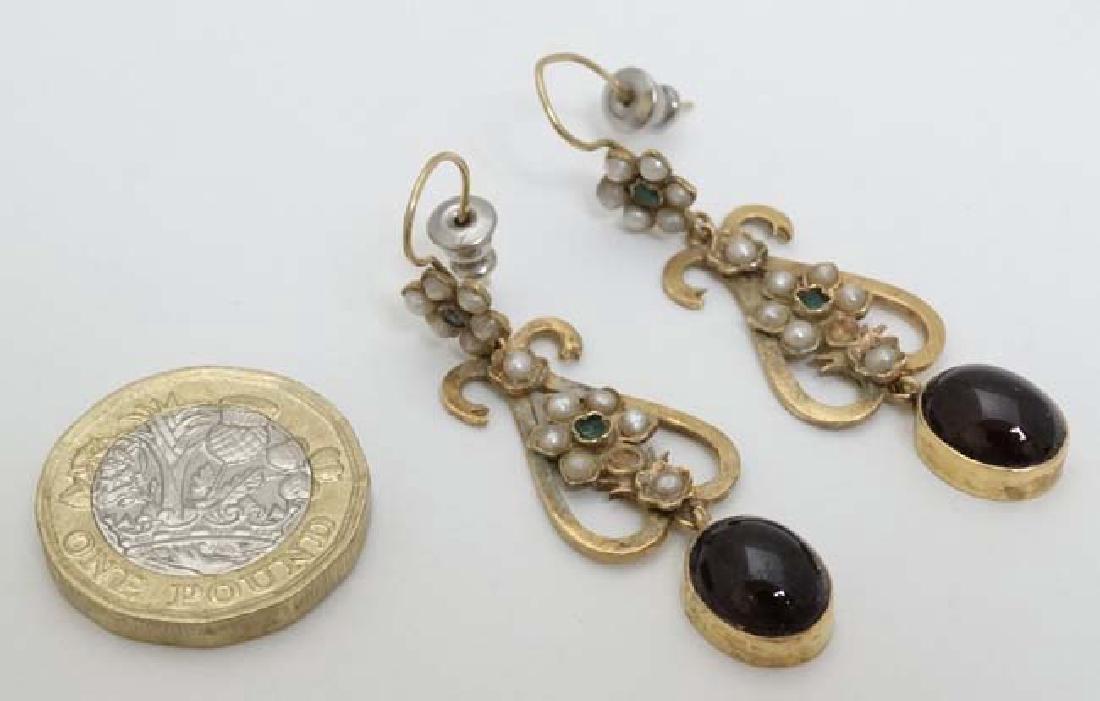 A pair of 15ct gold drop earrings set with emeralds (1 of 5)