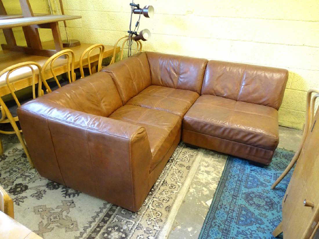 Fire labels on leather sofas