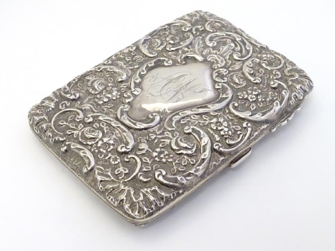 A silver cigarette case hallmarked Birmingham 1901 (1 of 7)