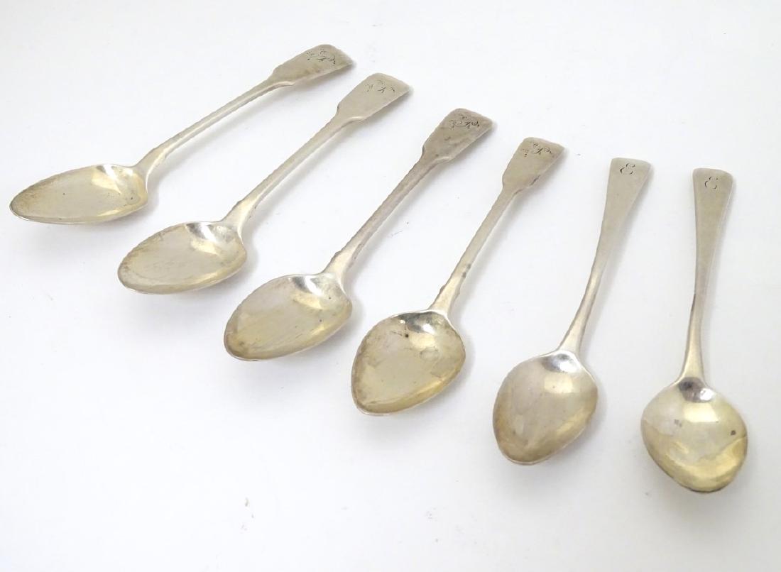 A set of 4 silver fiddle pattern teaspoons hallmarked: A set of 4 silver fiddle pattern teaspoons hallmarked 1812 maker Robert Rutland together with 2 silver fiddle pattern teaspoons London 1808 maker Peter & William Bateman. (6) 5 1/4'' long (88g)