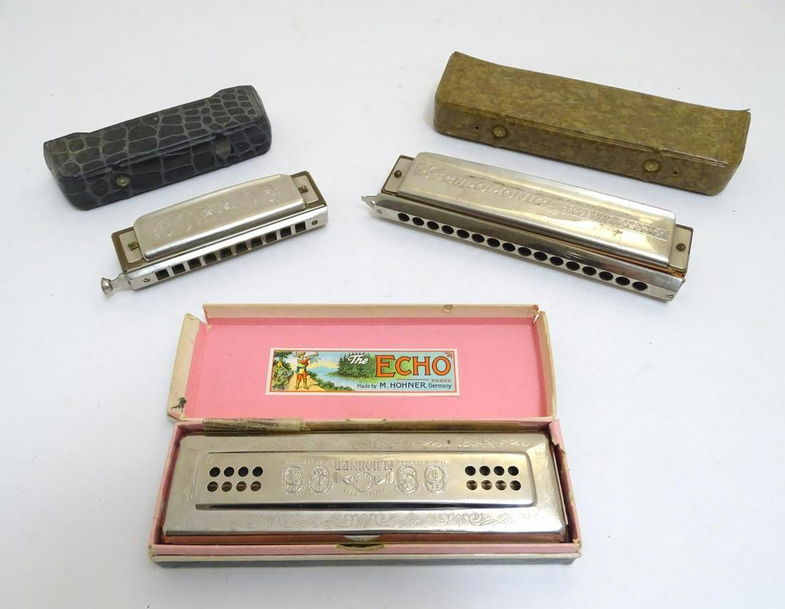 Musical Instruments : Hohner harmonica mouth organs,: Musical Instruments : Hohner harmonica mouth organs, comprising 'Echo', 'Chromonica' and '64 Chromonica' models, the largest 7 1/8" long (3)