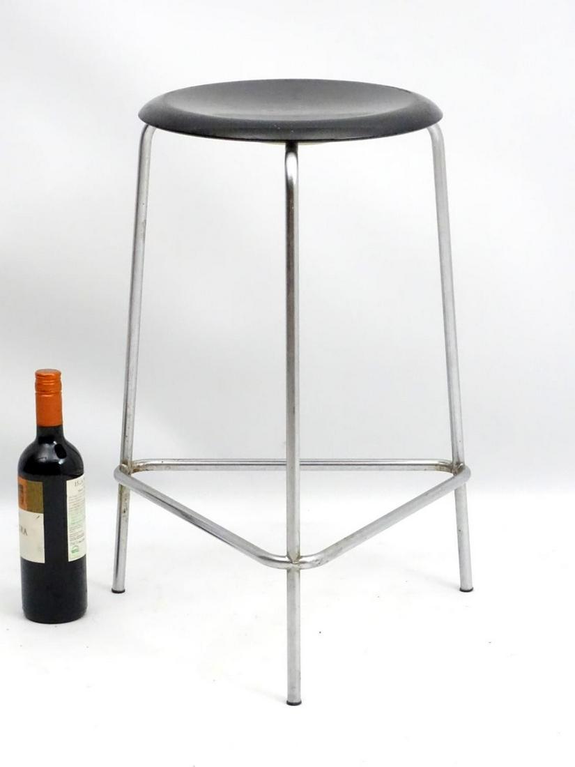 Vintage Retro : a Danish Arne Jacobsen (1902-1971)for (1 of 6)