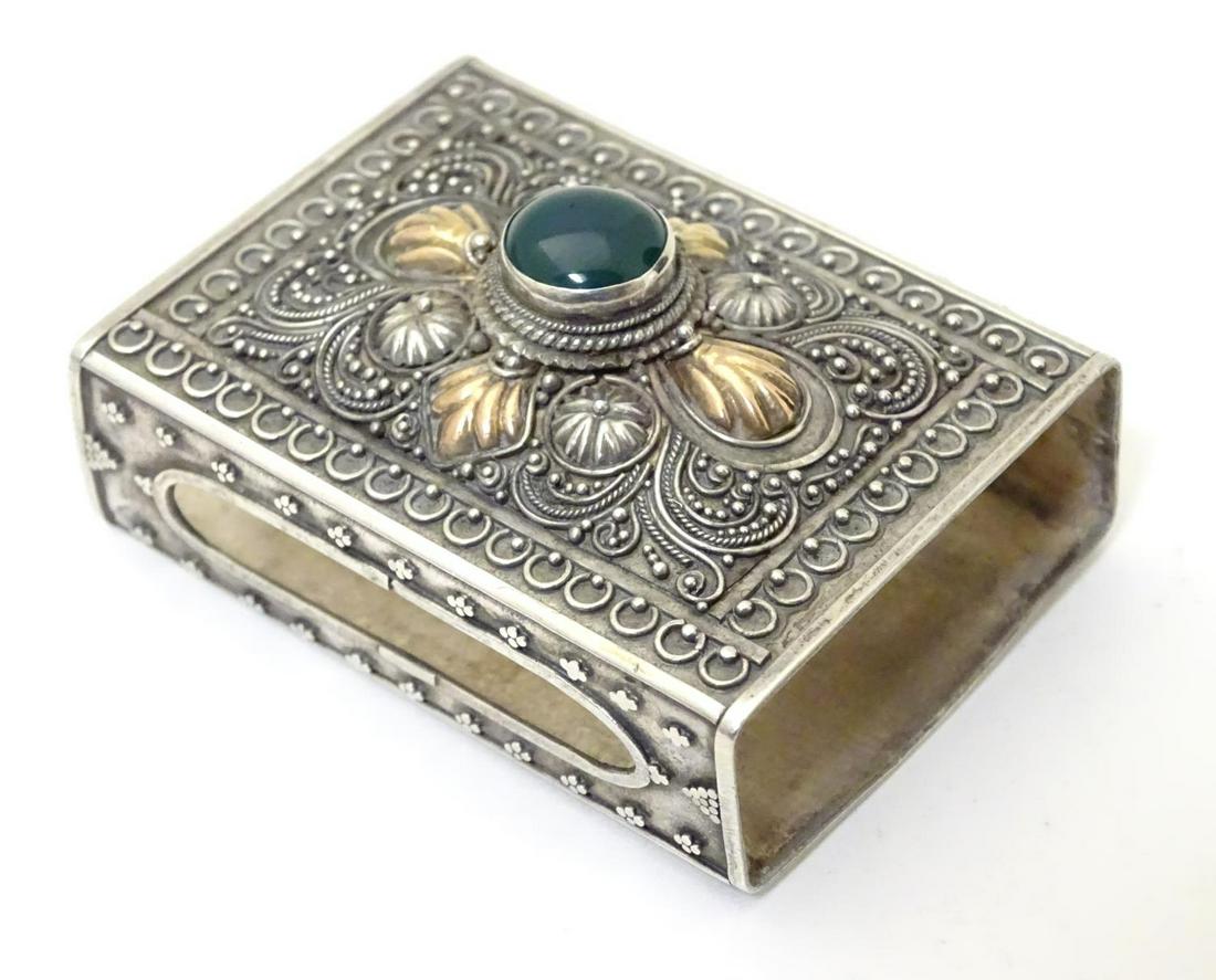 A .925 silver matchbox holder / cover  with gilt detail (1 of 5)