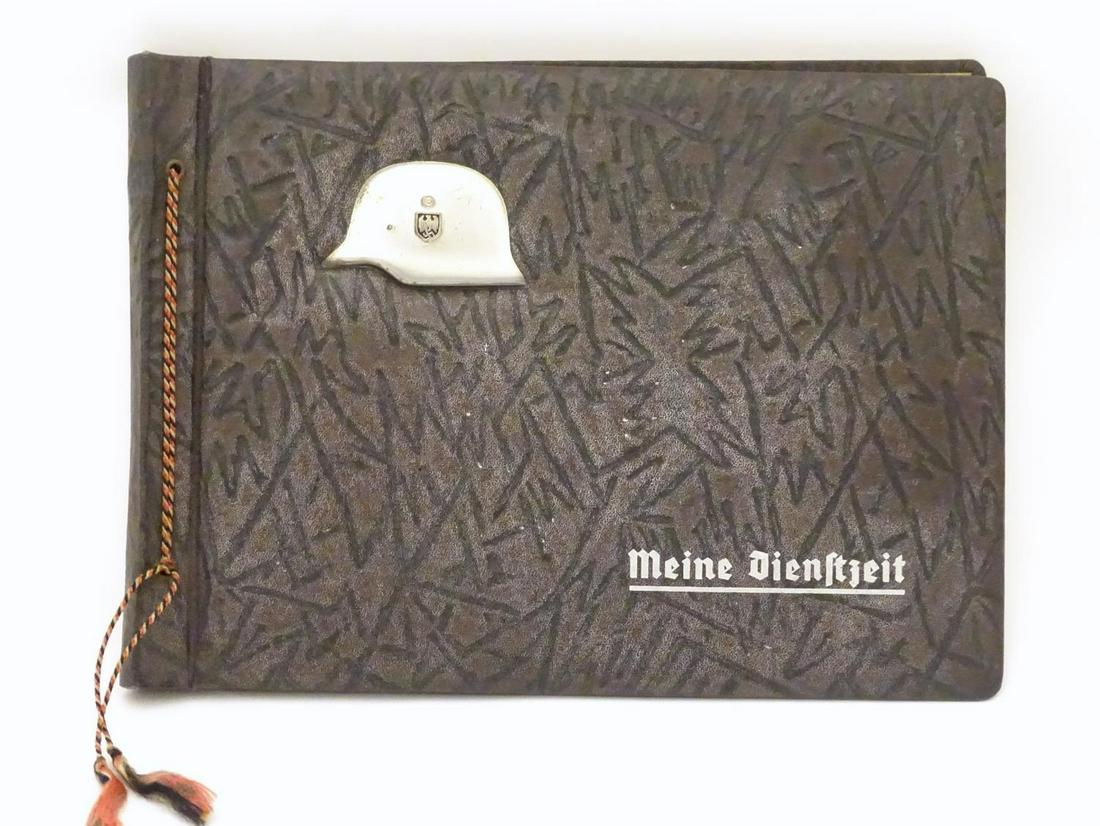 Militaria: a WWII / World War 2 / Second World War (1 of 6)