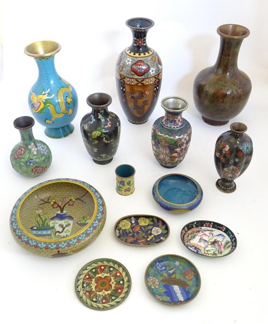 A quantity of Oriental cloisonne items to include a (1 of 10)