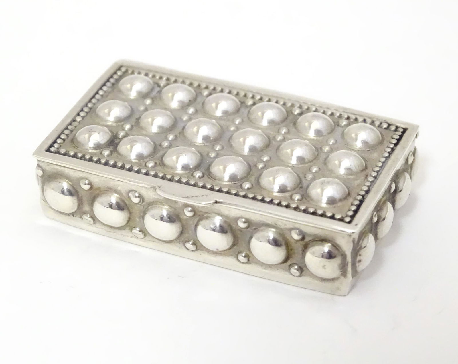A silver pill box with gilded interior, marked .925 and with import marks. 1 3/4" wide: A silver pill box with gilded interior, marked .925 and with import marks. 1 3/4" wide