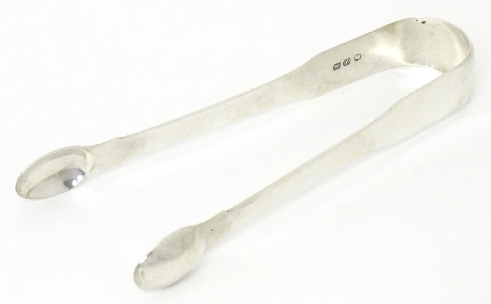 Geo III silver Fiddle pattern sugar tongs, hallmarked London 1813, maker William Eley, William (1 of 7)