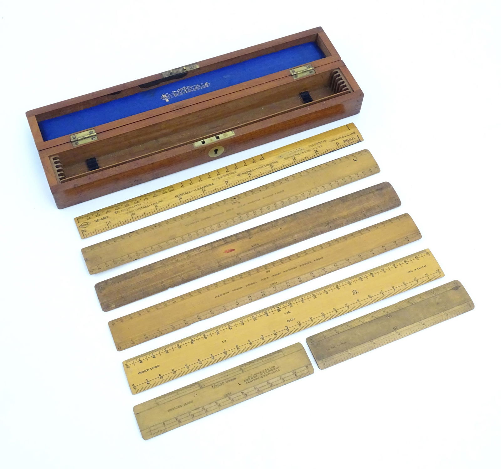 A quantity of assorted 20thC boxwood rules / rulers, makers to include Stanley, Libra, Velos, B. J. (1 of 11)