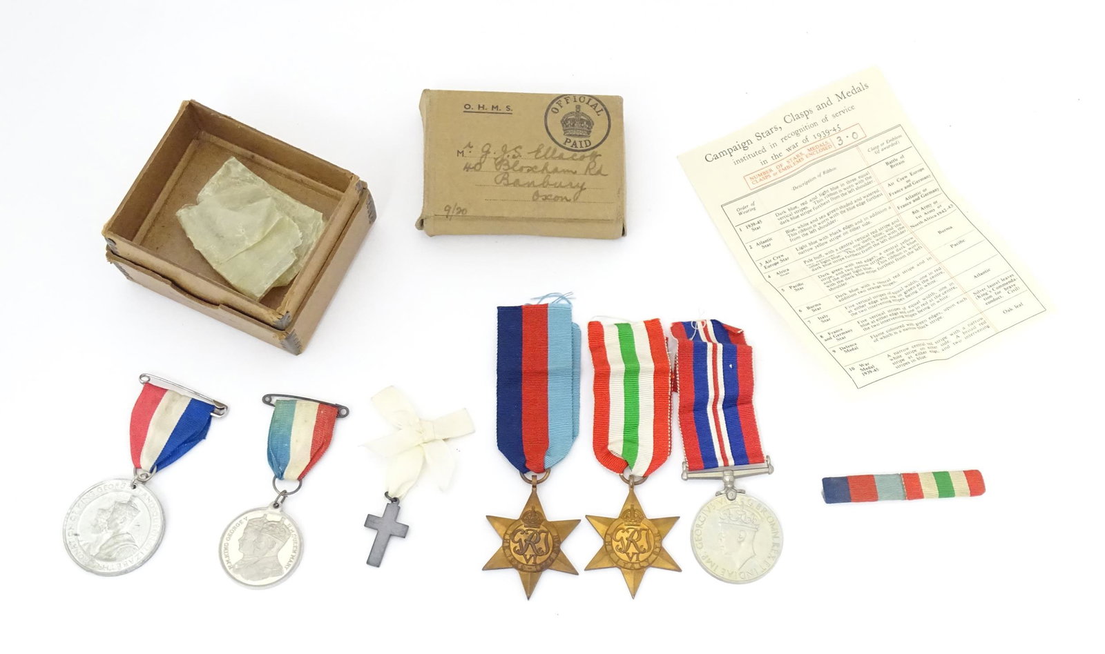 Militaria , WWII / World War 2 / WW2 / Second World War: 1939-1945 War Medal, Defence Medal and (1 of 5)