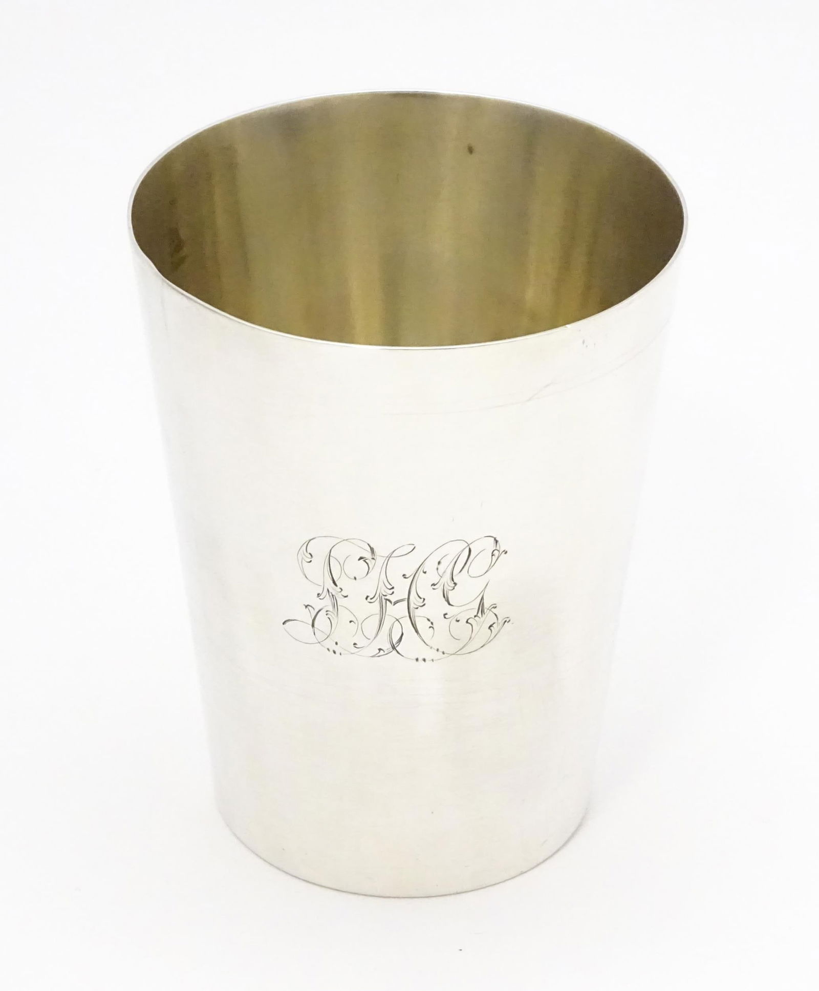 A Victorian silver beaker hallmarked London 1886, maker Charles Stuart Harris. Approx. 3 1/2" high: A Victorian silver beaker hallmarked London 1886, maker Charles Stuart Harris. Approx. 3 1/2" high Please Note - we do not make reference to the condition of lots within descriptions. We are however h