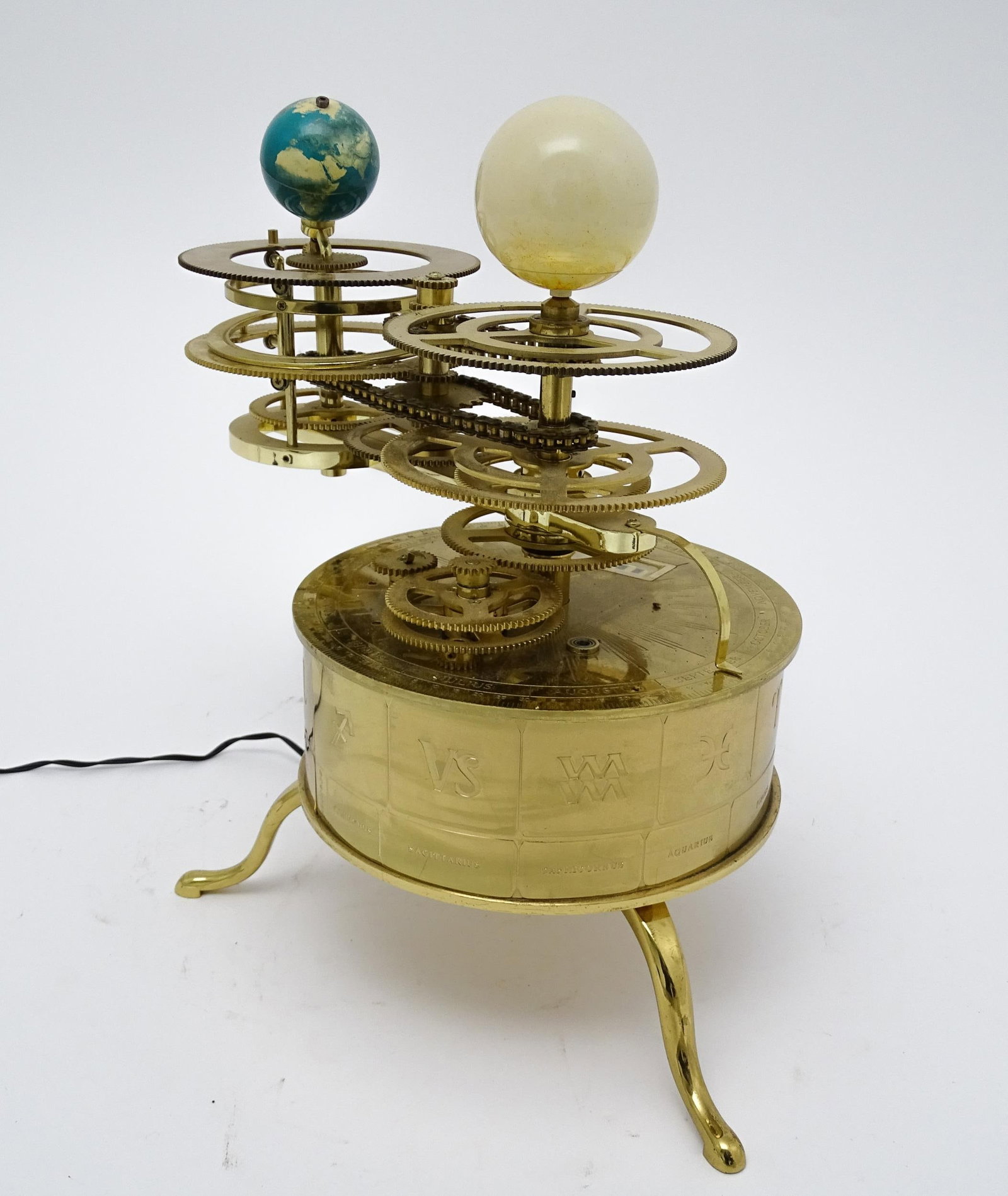 A reproduction / model electric powered orrery / tellurion clock. Approx. 14" high  Please Note - we (1 of 15)