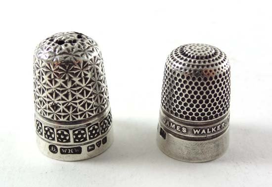 2 HM silver Chester thimbles 1 x Chester 1929 maker Jam: 2 HM silver Chester thimbles 1 x Chester 1929 maker James London Ltd together with another Chester 1906 maker WHW (16g)