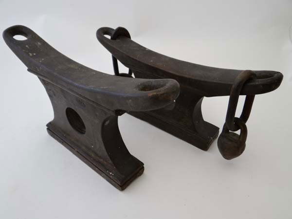Native Tribal : a pair of South African , carved: Native Tribal : a pair of South African , carved wooden, probably Zulu , head / neck rests with chains and captive snuff containers. The rests 6 1/4 " and 5 1/4" high and each 10 3/4" long