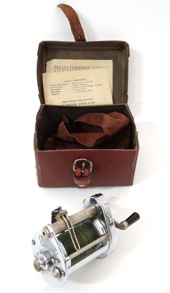 Fishing : Multiplier Reel :A Hardy Bros The ' Elarex ': Fishing : Multiplier Reel :A Hardy Bros The ' Elarex ' Reel complete with box, slip, instructions and little spanner, has 1 5/8" arbour.(Provenance formerly of Fyvie Caste, Turrif Aberdeen and Grampia