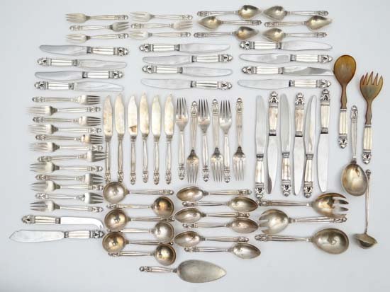 George Jensen Denmark : A Georg Jensen Silver , Johan: George Jensen Denmark : A Georg Jensen Silver , Johan Rohde designed Acorn pattern ( Konge ) 6-place canteen of cutlery compromising table knifes, table forks, dessert forks , pastry forks, soup spoon