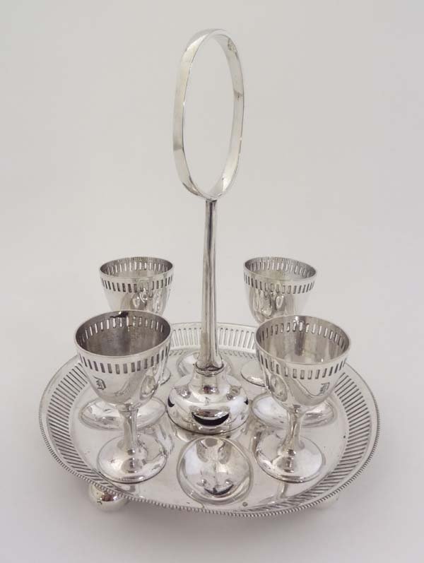 A silver plate egg cruet by Goldsmiths & Silver Smiths: A silver plate egg cruet by Goldsmiths & Silver Smiths Company £20 - 30