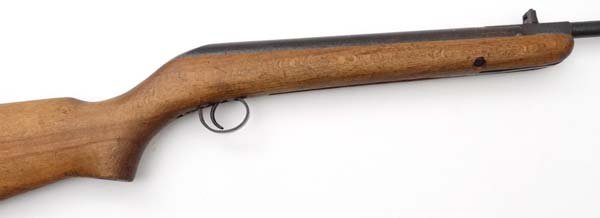 Vintage Airgun : A BSA Cadet .177 break-barrel spring: Vintage Airgun : A BSA Cadet .177 break-barrel spring piston air rifle, serial number CA74849 (circa 1949) stamped to piston housing. 18 3/8" barrel with adjustable open sights. 26 3/4" beech pistol-g