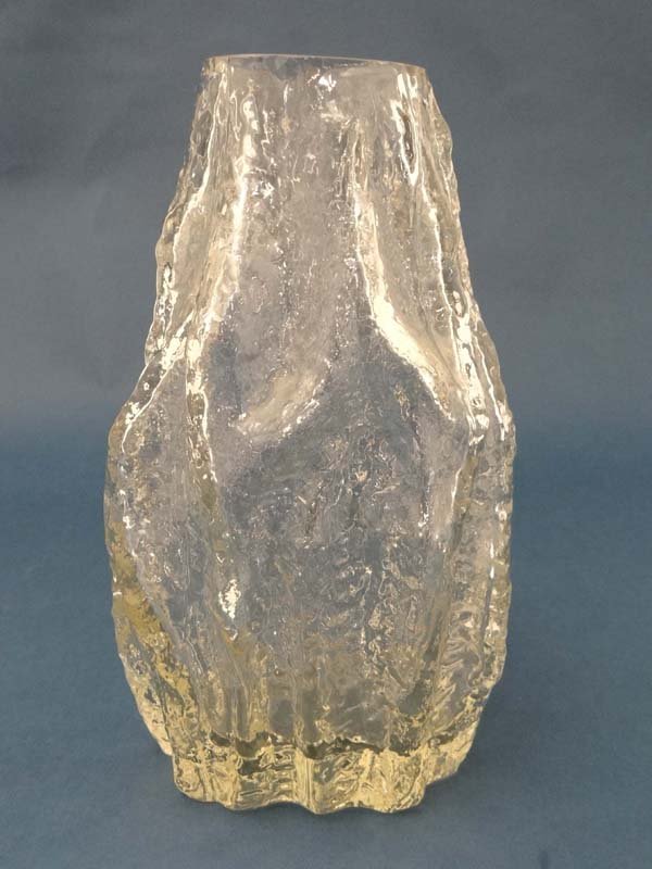 Art glass : A Scandinavian art glass vase of textured: Art glass : A Scandinavian art glass vase of textured form in the style of Tapio Wirkkala for Iittala. 9 7/8" high Please Note - we do not make reference to the condition of lots within catalogue desc