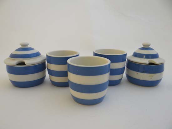 T G Green : 3 items of blue and white banded egg cups: T G Green : 3 items of blue and white banded egg cups together with 3 cruet posts. All marked under with TG Green shield mark. Cruet 2 1/2" high