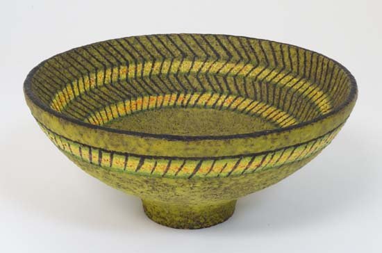 Retro Ceramics : A mid 20thC Bitossi Italian studio: Retro Ceramics : A mid 20thC Bitossi Italian studio pottery bowl, decorated in shades of green and yellow , handpainted number and ITA Y mark to base. 11 '' diameter.