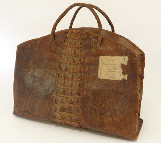 An early - mid 20thC ladies vintage crocodile skin bag (1 of 5)