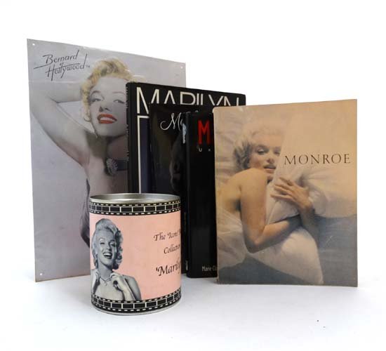Ephemera : A quantity of Marilyn Monroe memorabilia , (1 of 10)
