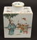 A Chinese famille rose tea caddy decorated in - 3