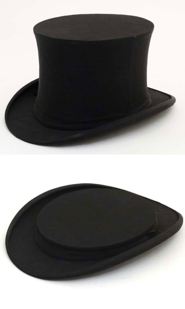 Collapsible top hat : A Lock & Co. hatter St James' (1 of 6)