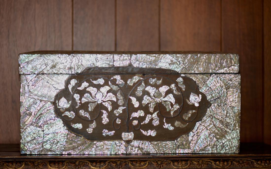 Antique Korean Lacquer Box - 16/17th cen (1 of 12)