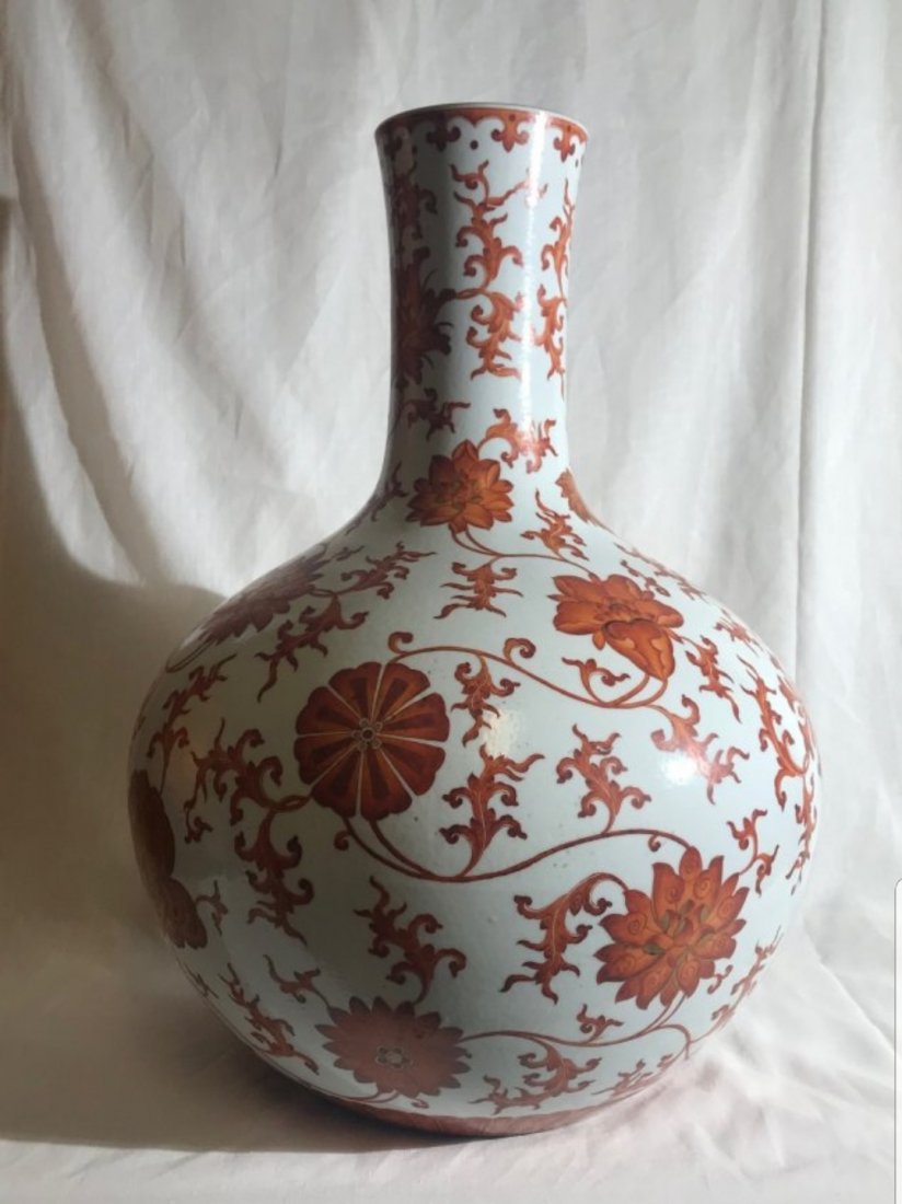 Large Chinese porcelain vase with red floral motif (1 of 8)
