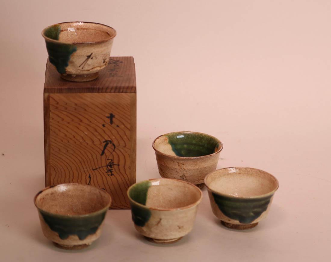 Japanese Studio Tea Cup with Box: meiji period, set of five, measures 2.6"dia 1.6"ht, with period wood box