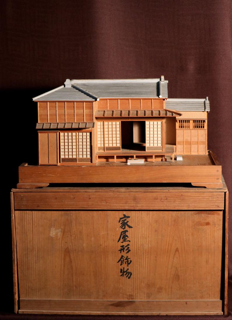Rare Japanese Traditional House Model with Presentation: Provenace: Property of Albert Gallatin, New York, early 20th cen, with fitted presentation box, measures 21" by 14" by 12" in height