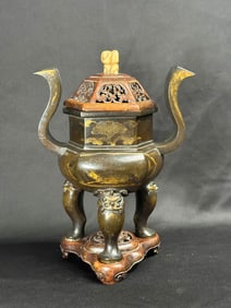 Fine Chinese 17th cen Parcel Gilt Bronze Censer