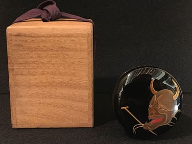 Japanese Tea Powder Lacquer Box - Mask