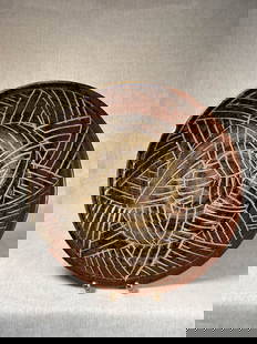 Japanese Studio Pottery Charger - Geometric Abstract Lines: 20th cen, 11"dia