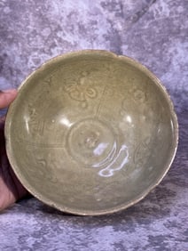 Antique Chinese Celadon Porcelain Bowl - Ribbed Rim