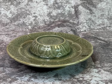 Korean Porcelain Cup Holder