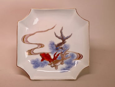 Japanese Porcelain Dish with Goldfish - Genroku