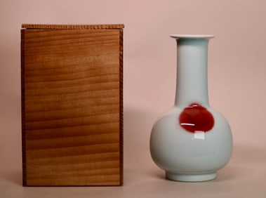 Japanese Meiji Period Studio Porcelain Vase - Taguchi Yama