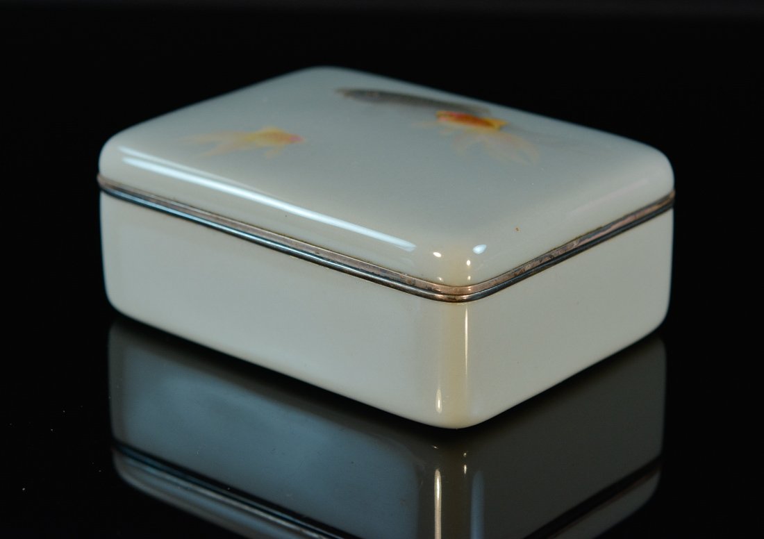 Japanese Cloisonne Enamled Box - Wireless Koi (1 of 6)
