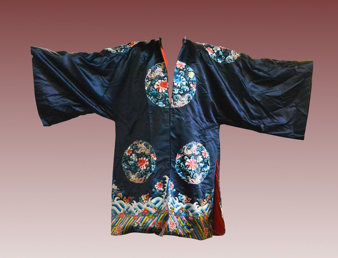 Chinese Embroidery Lady Robe - Peony (1 of 7)