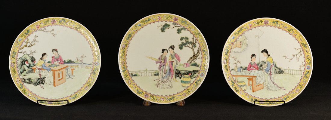 Group of Three Chinese Porcelain Dishes (1 of 10)