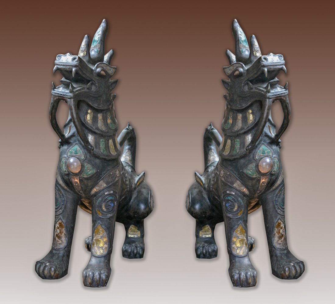 Pair Southeast Asia Bronze Guardian Beast (1 of 10)