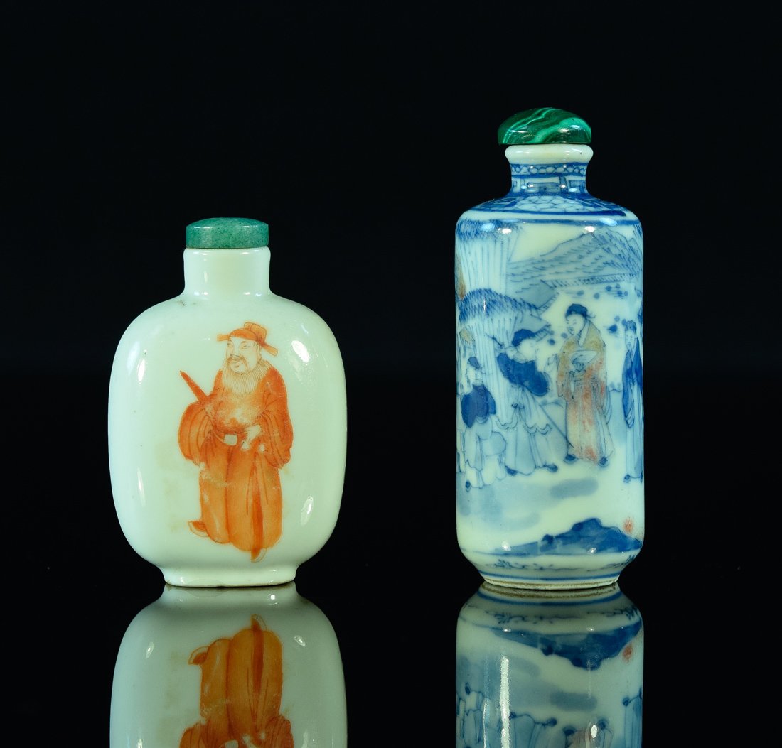 Two Chinese Porcelain Snuff Bottle - Iron Red Zhong Kui (1 of 9)
