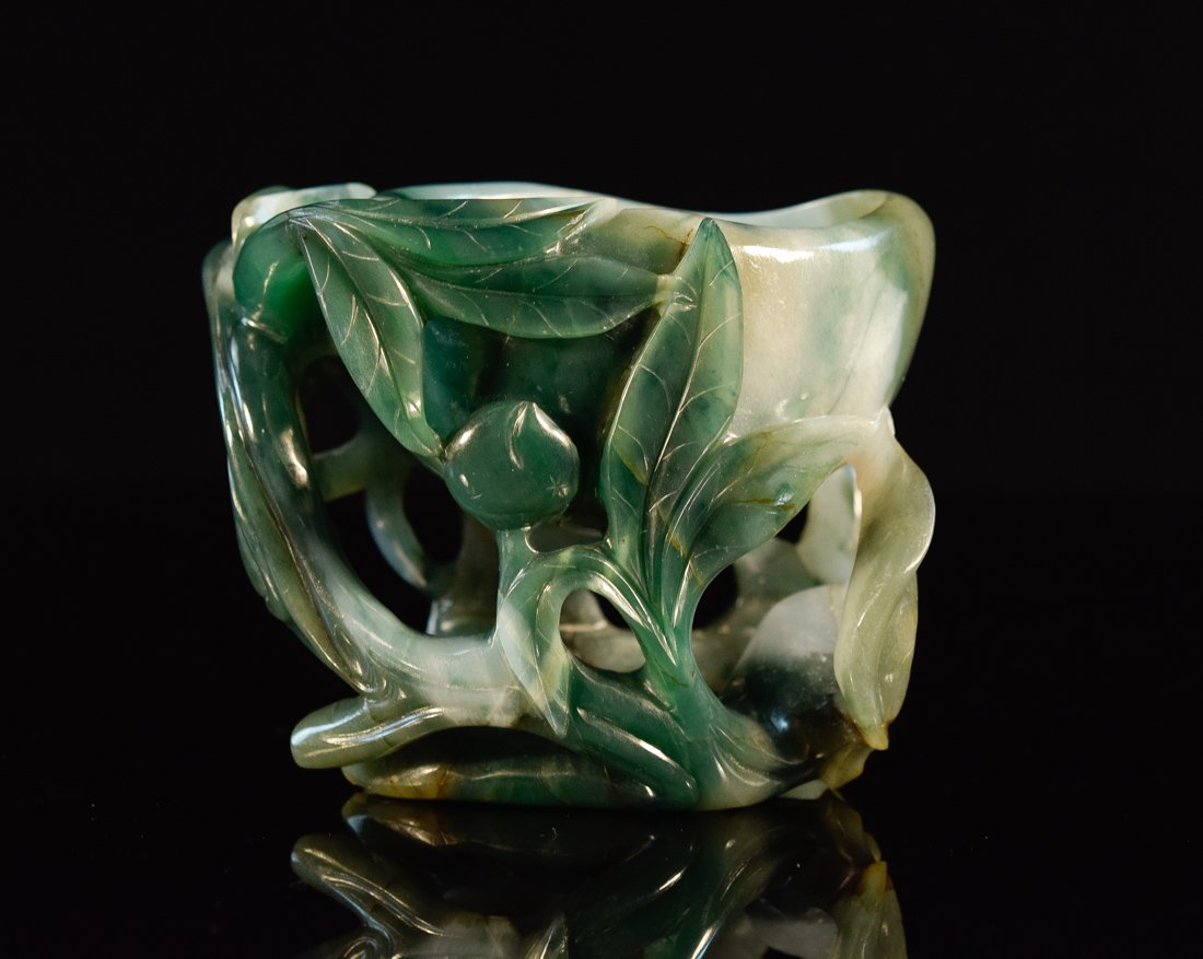 Chinese Jadeite Brush Washer of Peach Form (1 of 10)