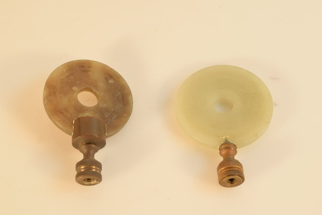 Two Chinese Jade Pedant Mounted in Lamp Finial (1 of 7)