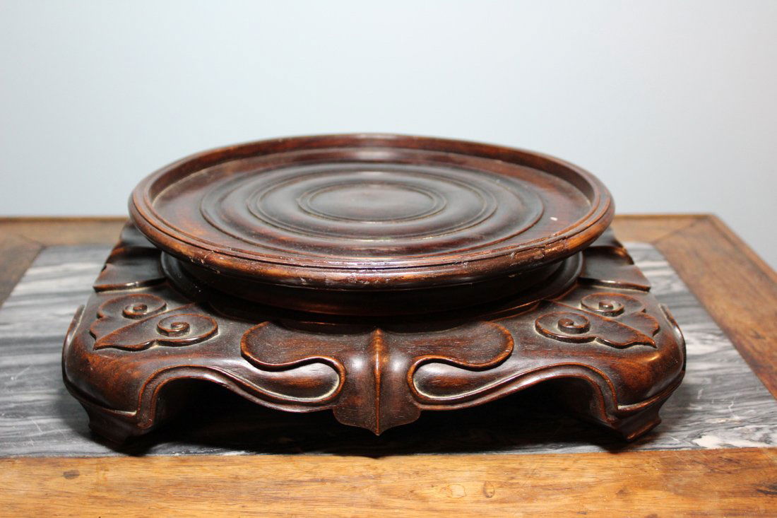 Large Chinese Rosewood Stand for Vase (1 of 8)