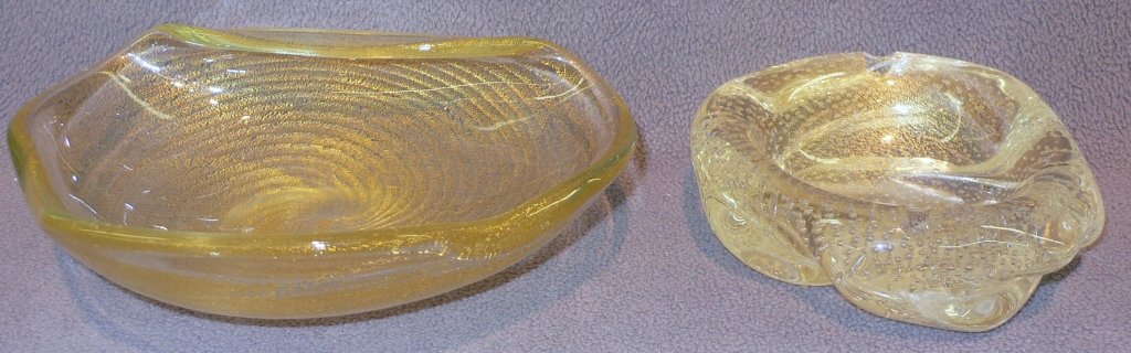 Ercole Barovier 2 bowls mid century: Ercole Barovier- 2 bowls mid century "Cordonato d' Oro". Spiral design, 8" wide and the other with bubble trap.